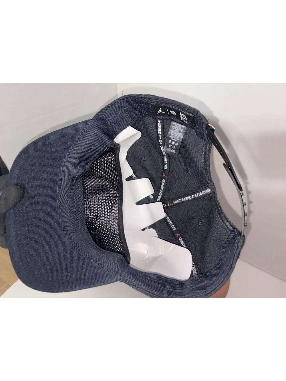 NIKE JORDAN (PRO CAP) MENS SNAPBACK HAT (M/L ADJUSTABLE) NWT BLACK/WHITE LOGO